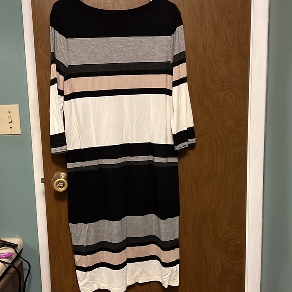 NWT Cato Women’s striped lined dress size L - Picture 2 of 2